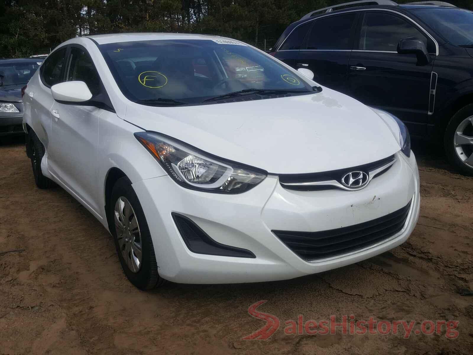 5NPDH4AE8GH750318 2016 HYUNDAI ELANTRA