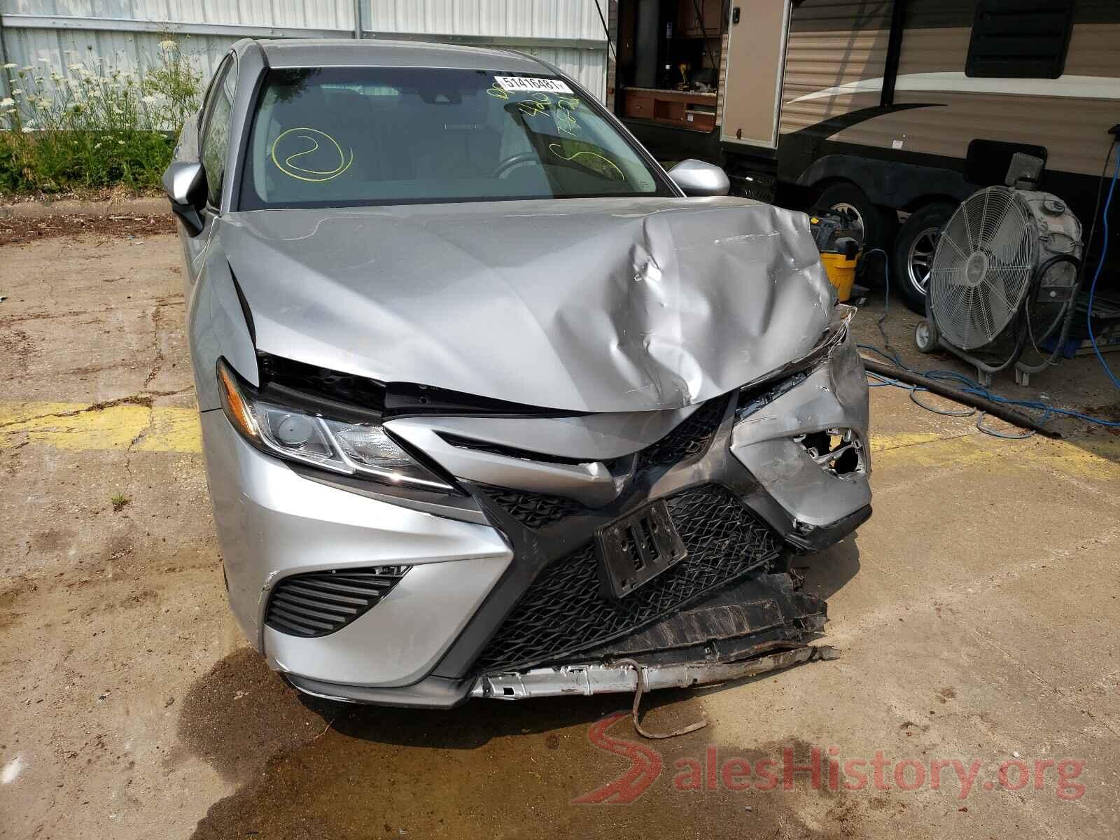 4T1B11HK1JU544207 2018 TOYOTA CAMRY