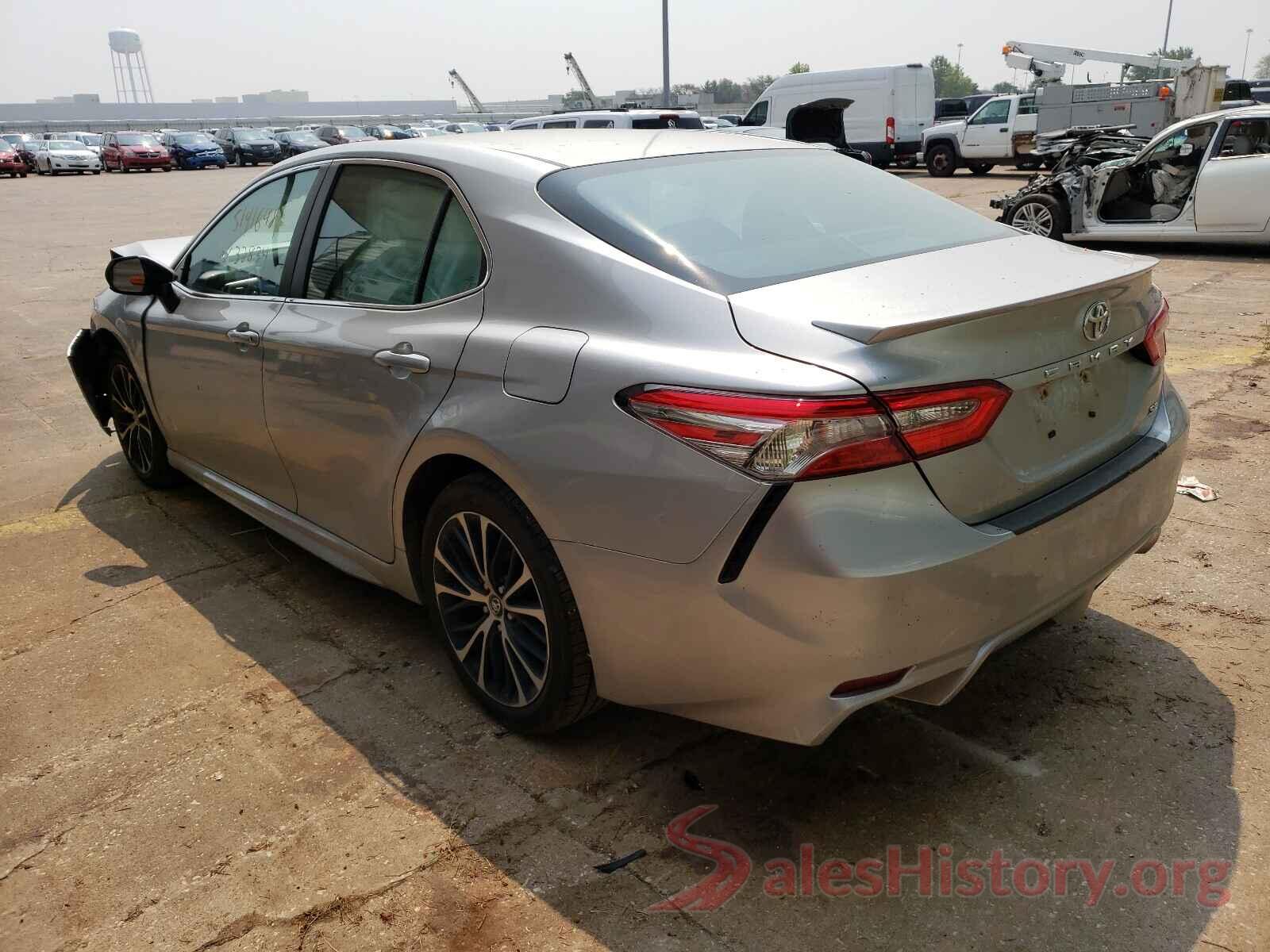 4T1B11HK1JU544207 2018 TOYOTA CAMRY