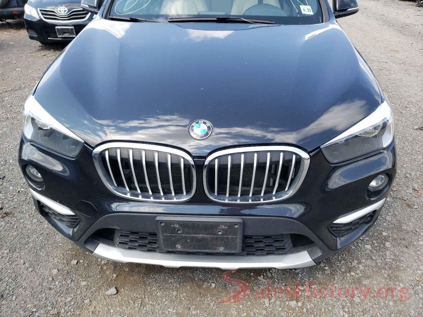 WBXHT3C38J5F89536 2018 BMW X1