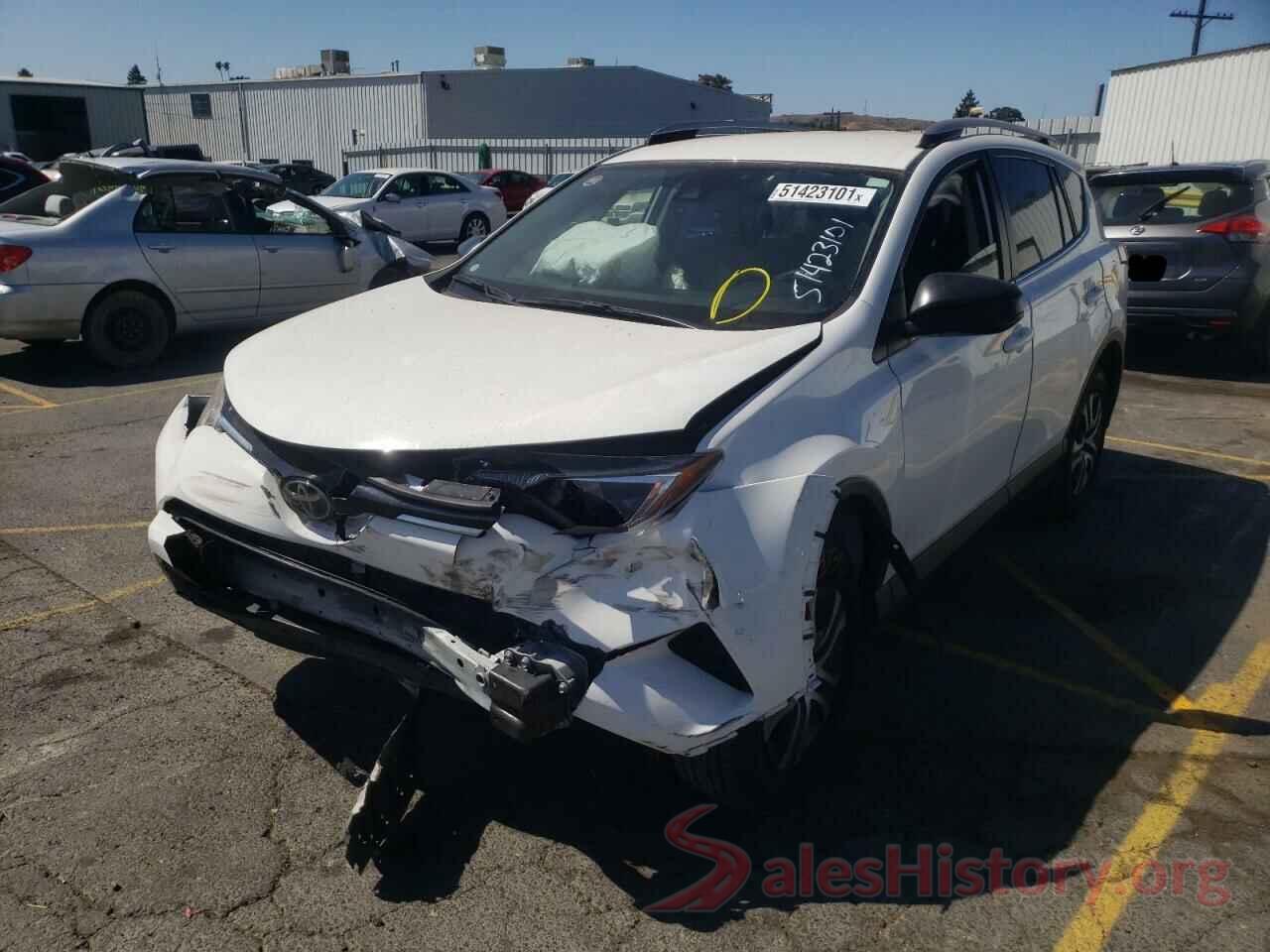 JTMZFREV8HJ101579 2017 TOYOTA RAV4