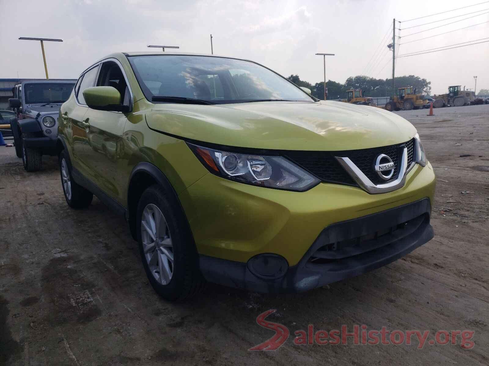 JN1BJ1CR8HW110313 2017 NISSAN ROGUE