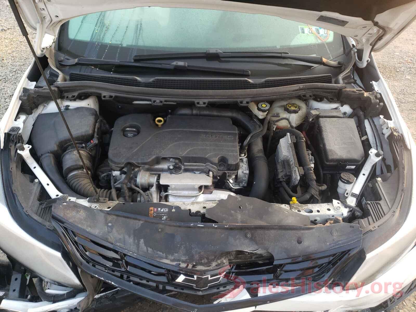 1G1BE5SM1J7172319 2018 CHEVROLET CRUZE