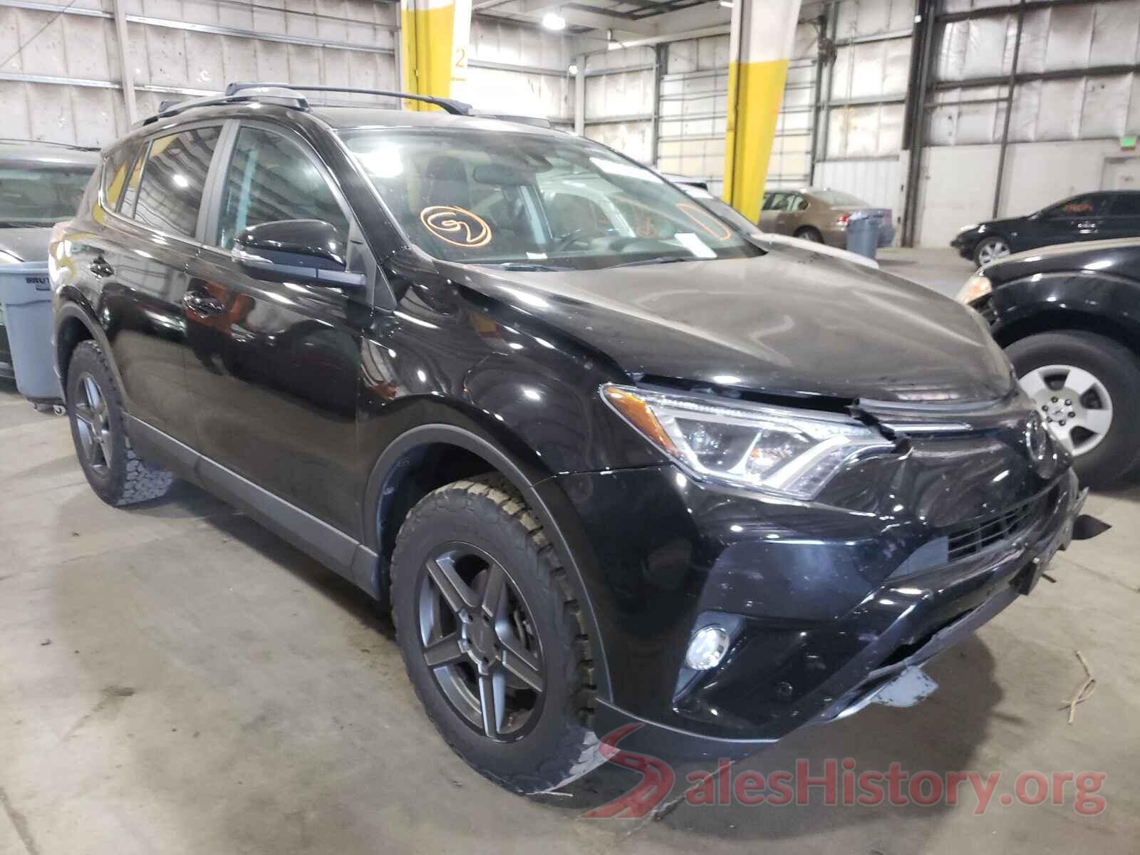 2T3RFREV9JW855520 2018 TOYOTA RAV4