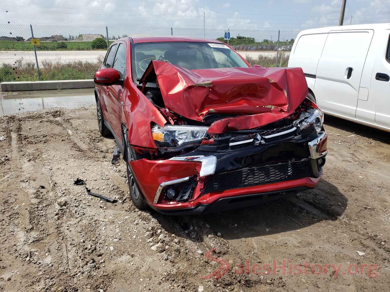 JA4AP3AU1JU025920 2018 MITSUBISHI OUTLANDER