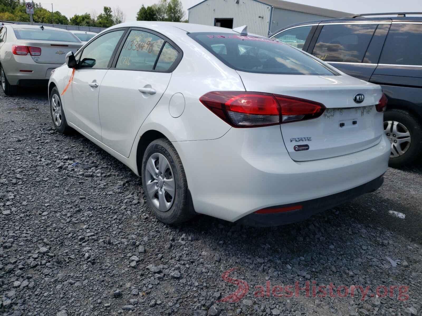 3KPFL4A7XHE093794 2017 KIA FORTE