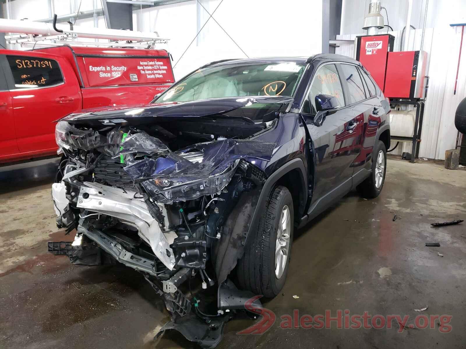 JTMP1RFV5KJ019420 2019 TOYOTA RAV4