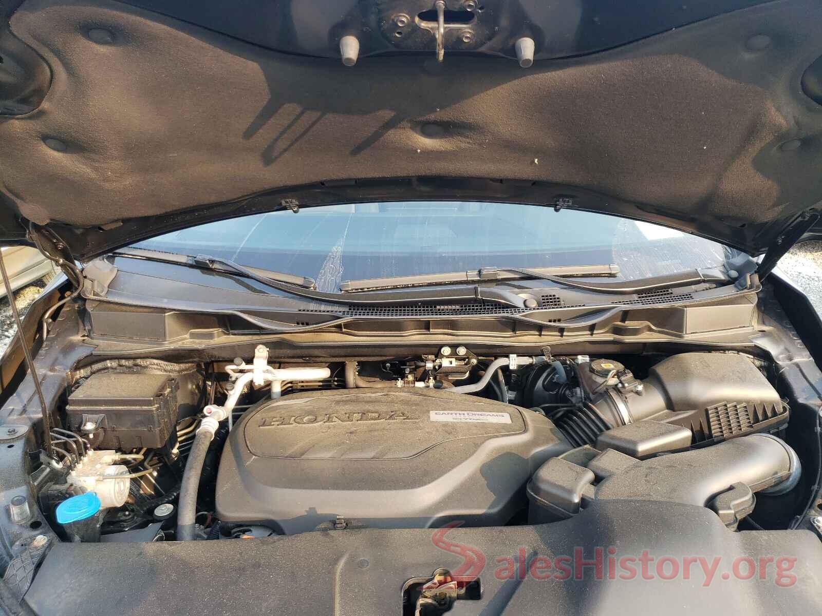 5FNRL6H90JB108125 2018 HONDA ODYSSEY