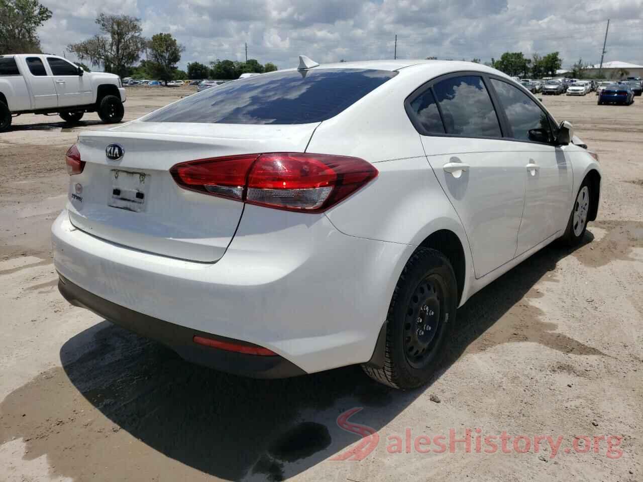 3KPFK4A77HE091715 2017 KIA FORTE