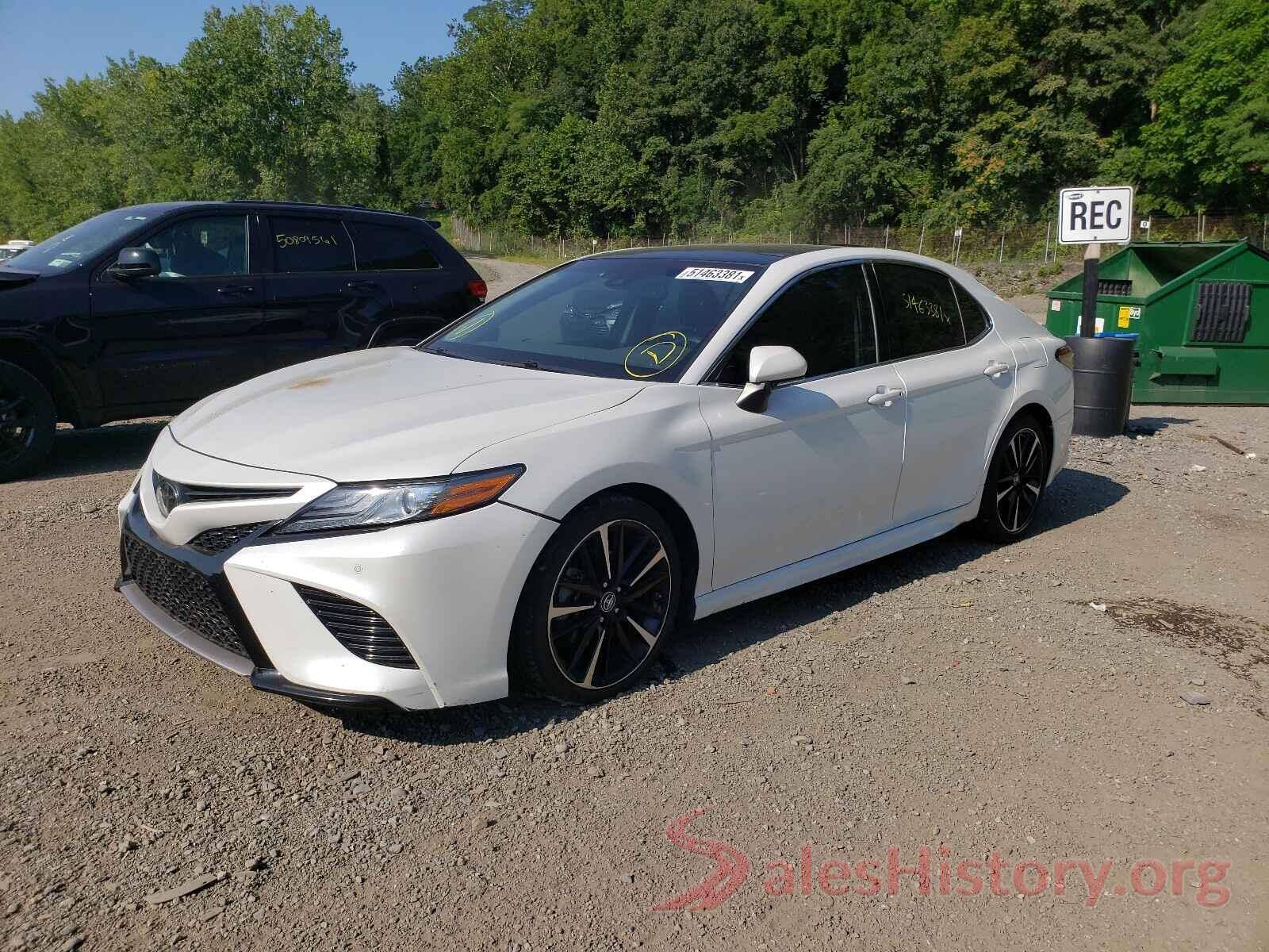 4T1B61HK2JU655866 2018 TOYOTA CAMRY