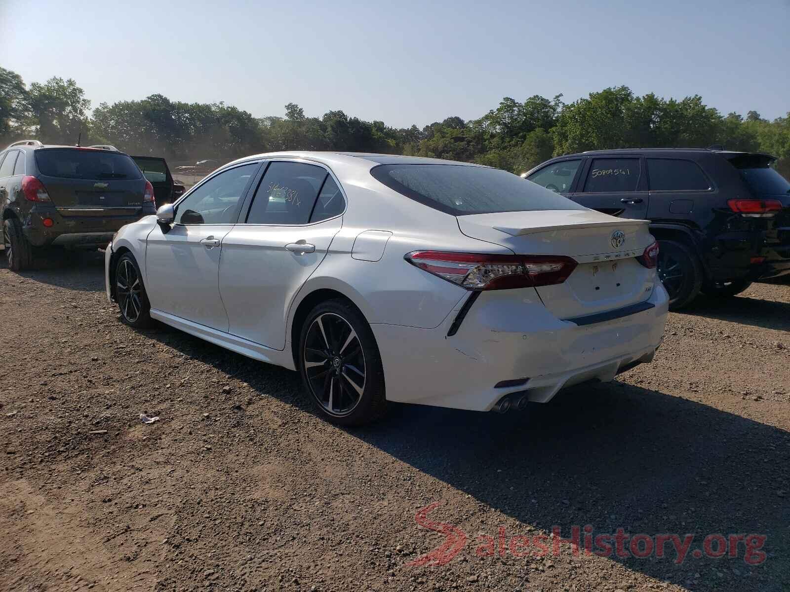 4T1B61HK2JU655866 2018 TOYOTA CAMRY