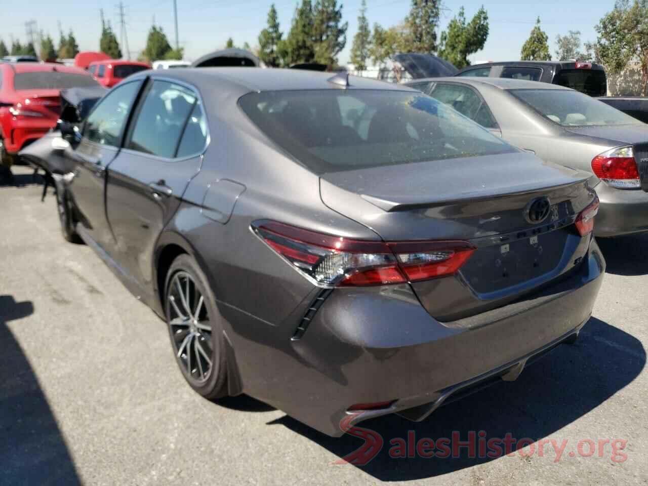 4T1G11AK6NU678832 2022 TOYOTA CAMRY