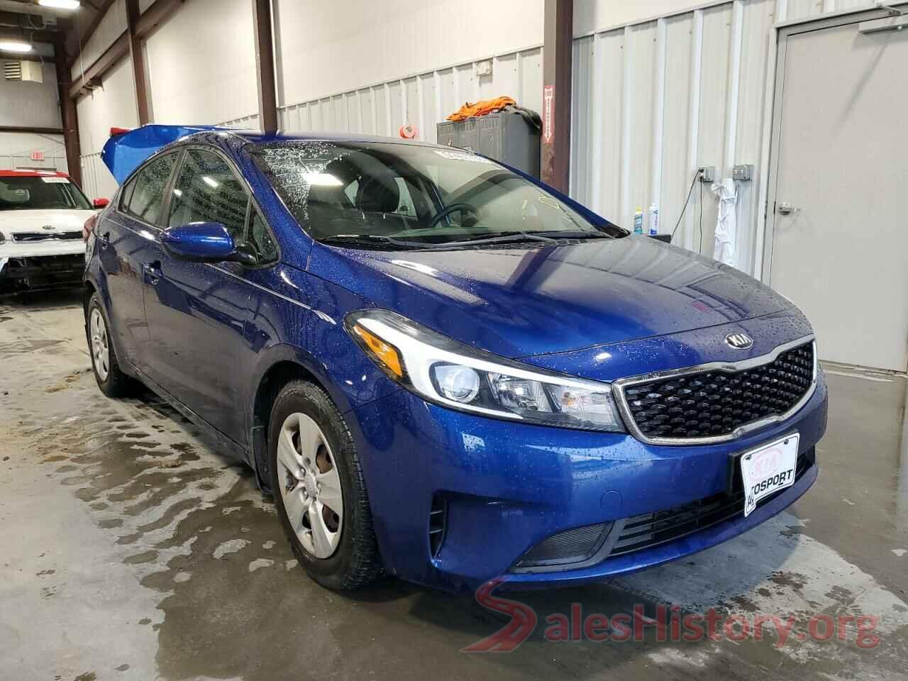 3KPFK4A73JE218157 2018 KIA FORTE