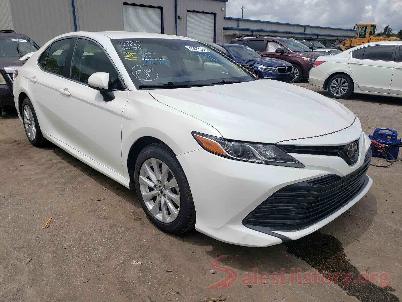 JTNB11HK1J3010078 2018 TOYOTA CAMRY