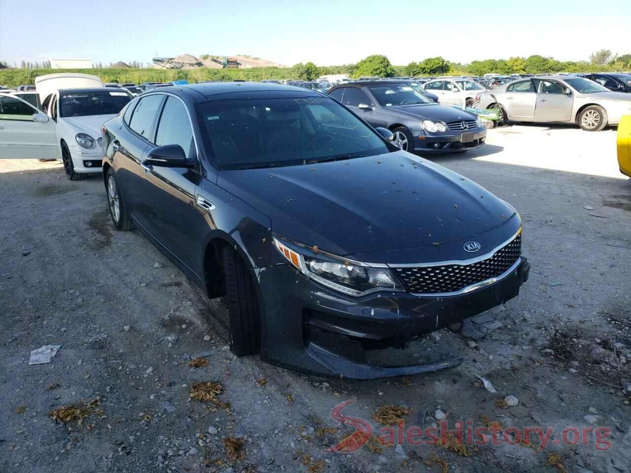 5XXGU4L39JG207079 2018 KIA OPTIMA