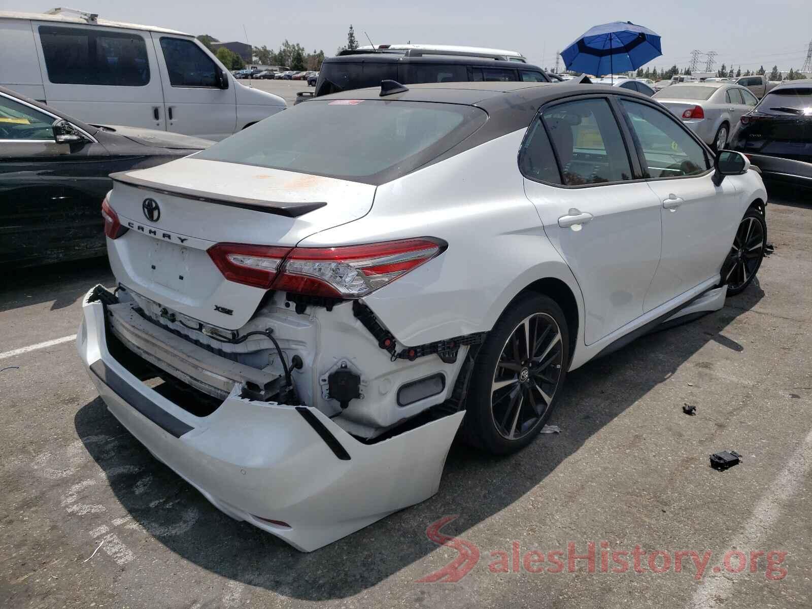 4T1B61HKXJU099385 2018 TOYOTA CAMRY