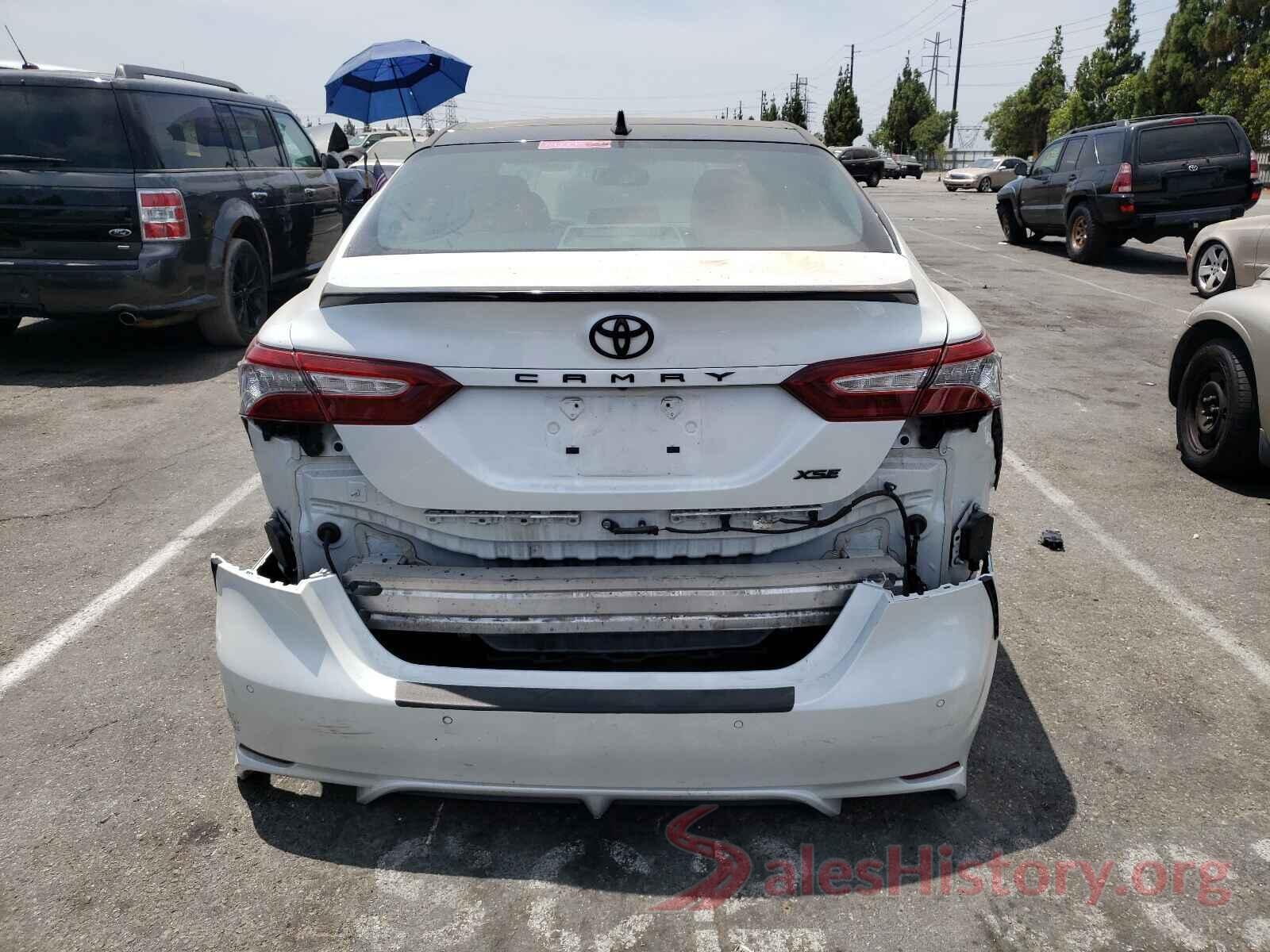 4T1B61HKXJU099385 2018 TOYOTA CAMRY