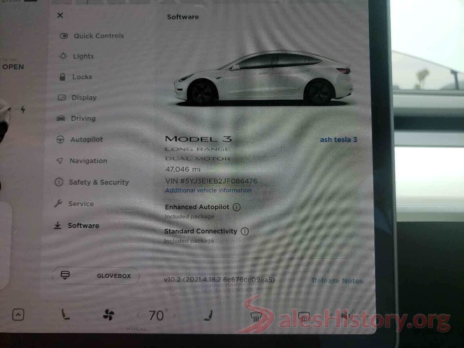 5YJ3E1EB2JF086476 2018 TESLA MODEL 3