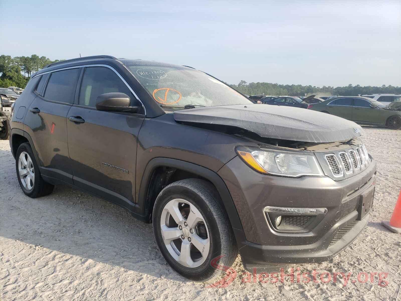 3C4NJCBB3JT268144 2018 JEEP COMPASS