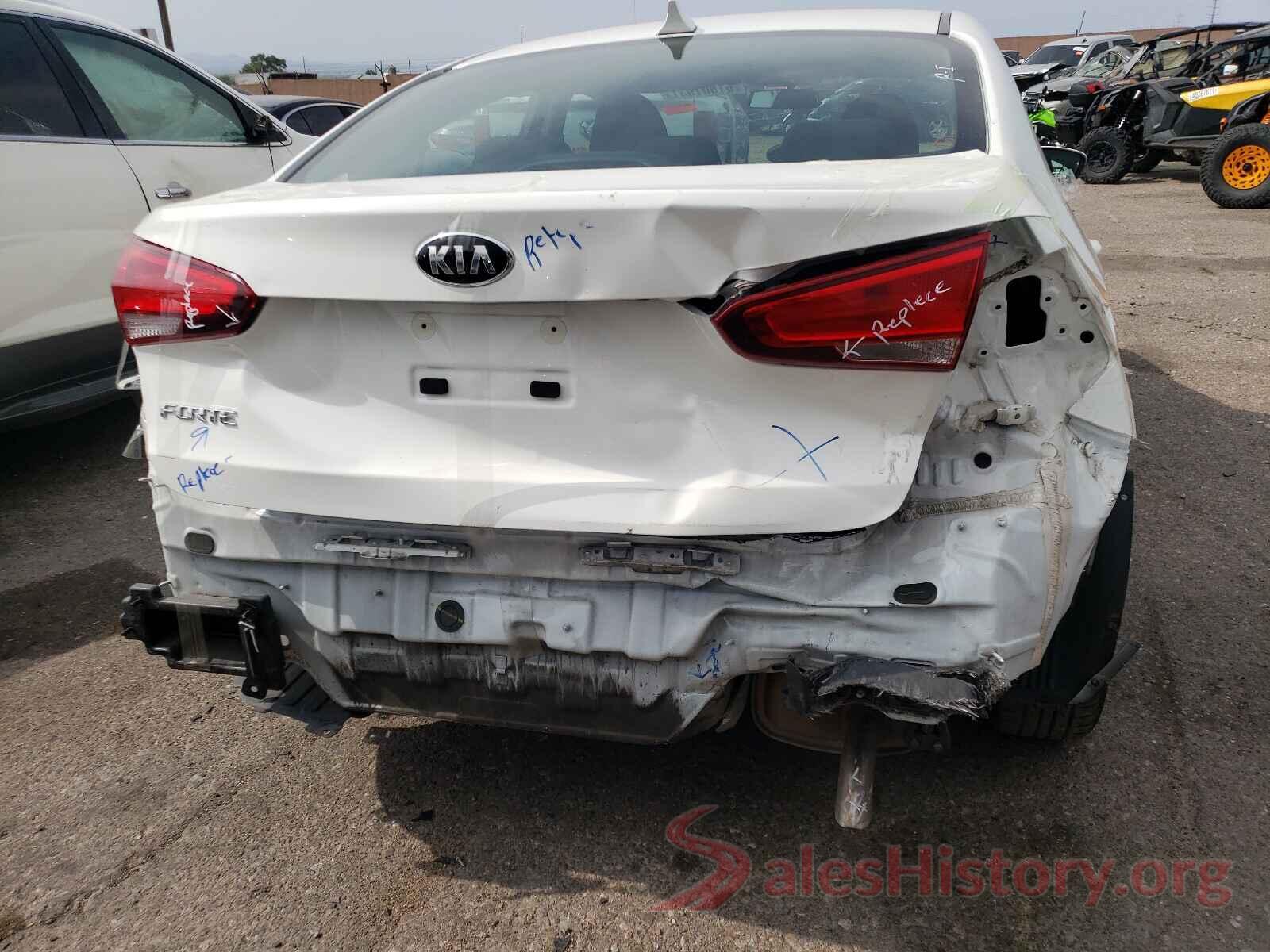 3KPFK4A7XJE230631 2018 KIA FORTE