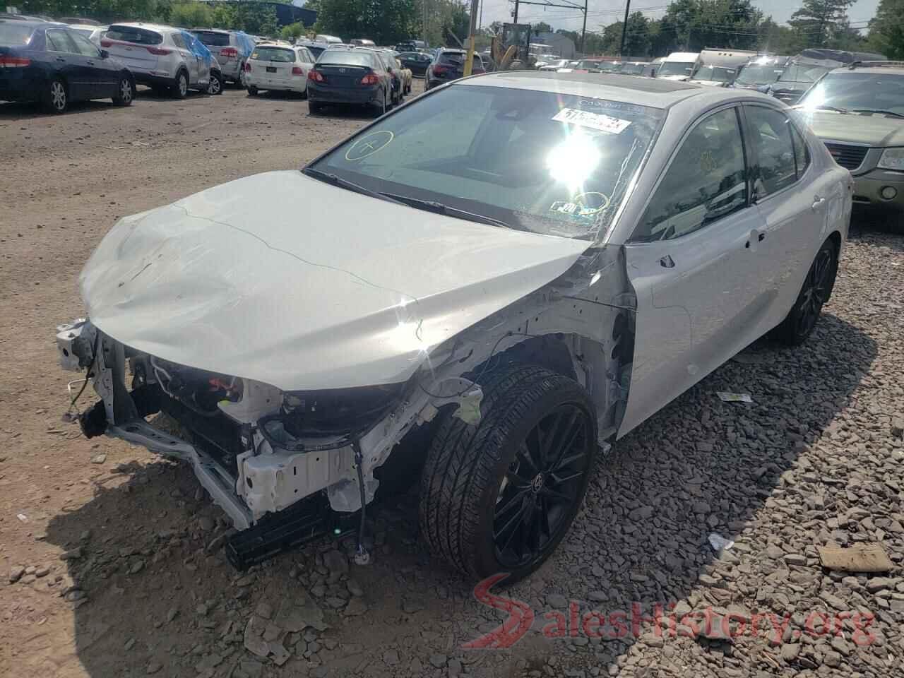 4T1K31AK0NU033209 2022 TOYOTA CAMRY