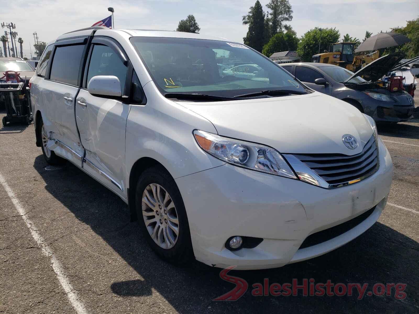 5TDYZ3DC0HS890166 2017 TOYOTA SIENNA