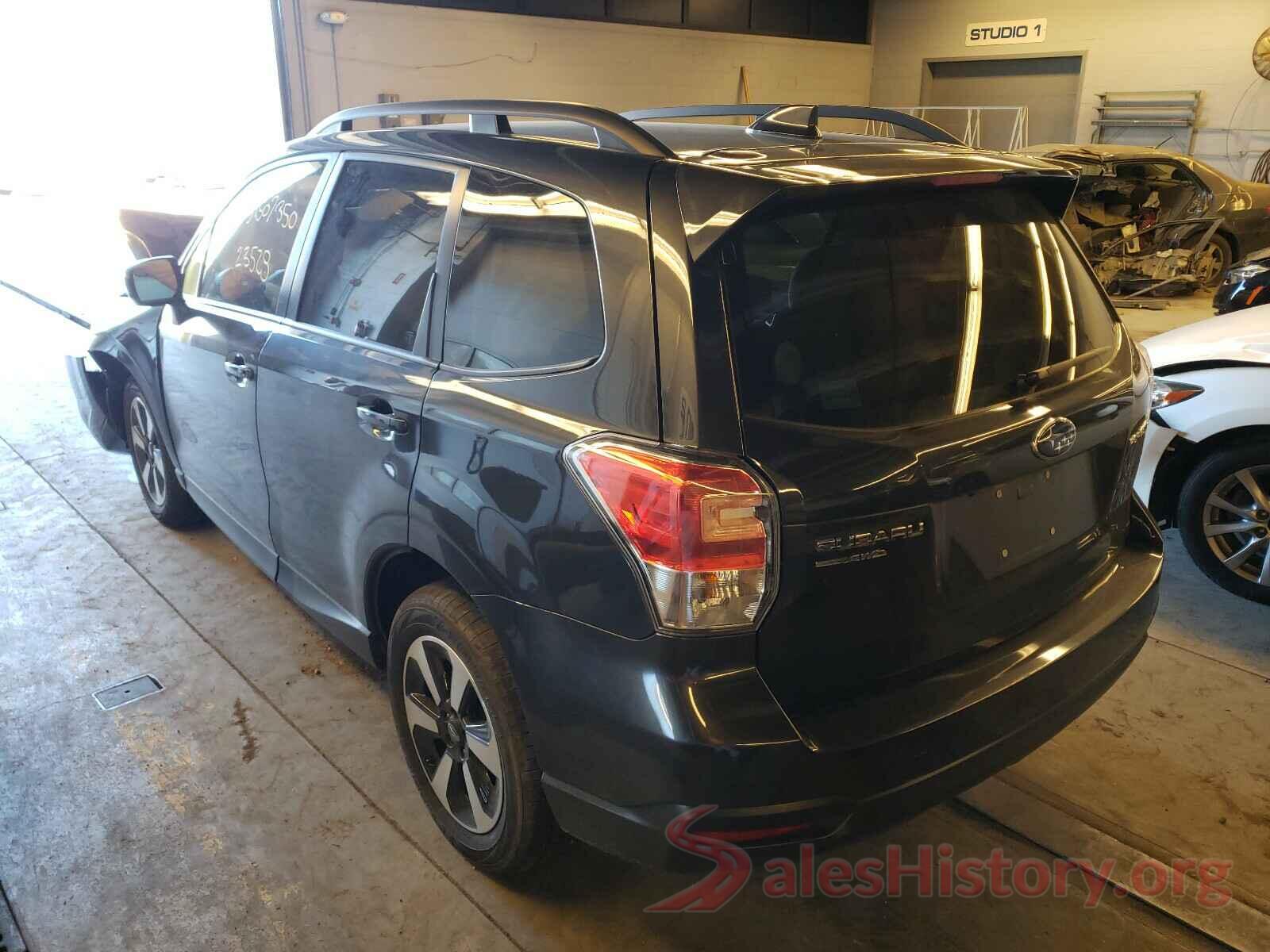 JF2SJADC5JH441546 2018 SUBARU FORESTER