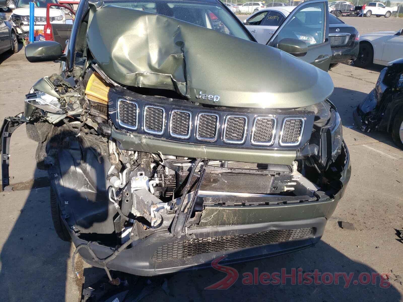 3C4NJDBB8JT361294 2018 JEEP COMPASS