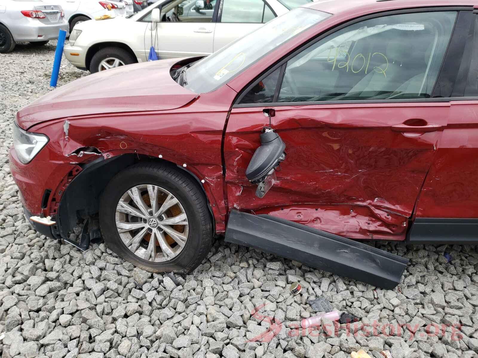 3VV0B7AX4JM067215 2018 VOLKSWAGEN TIGUAN