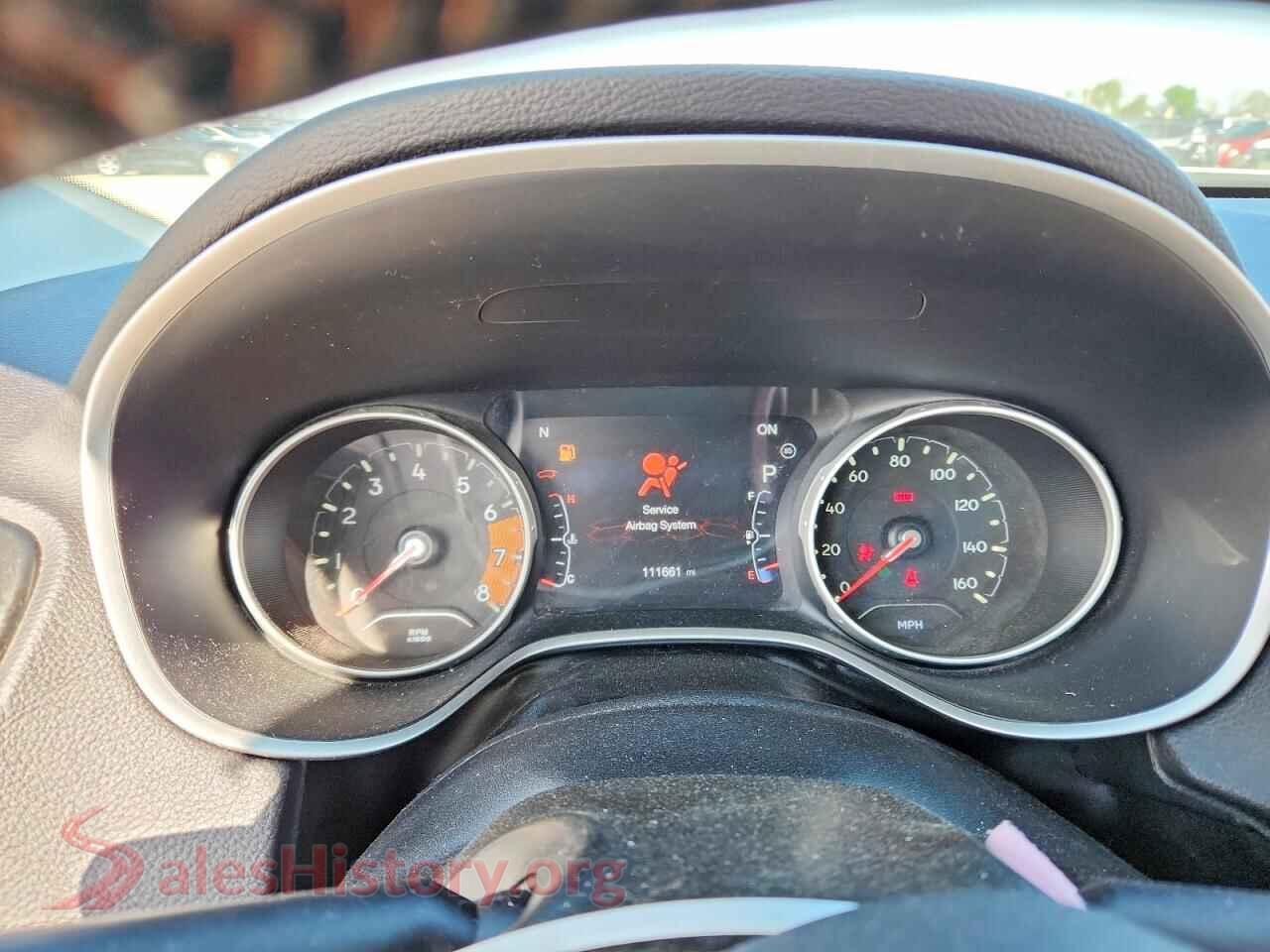 2019 JEEP COMPASS VIN 3C4NJDCBXKT618701, interior center console