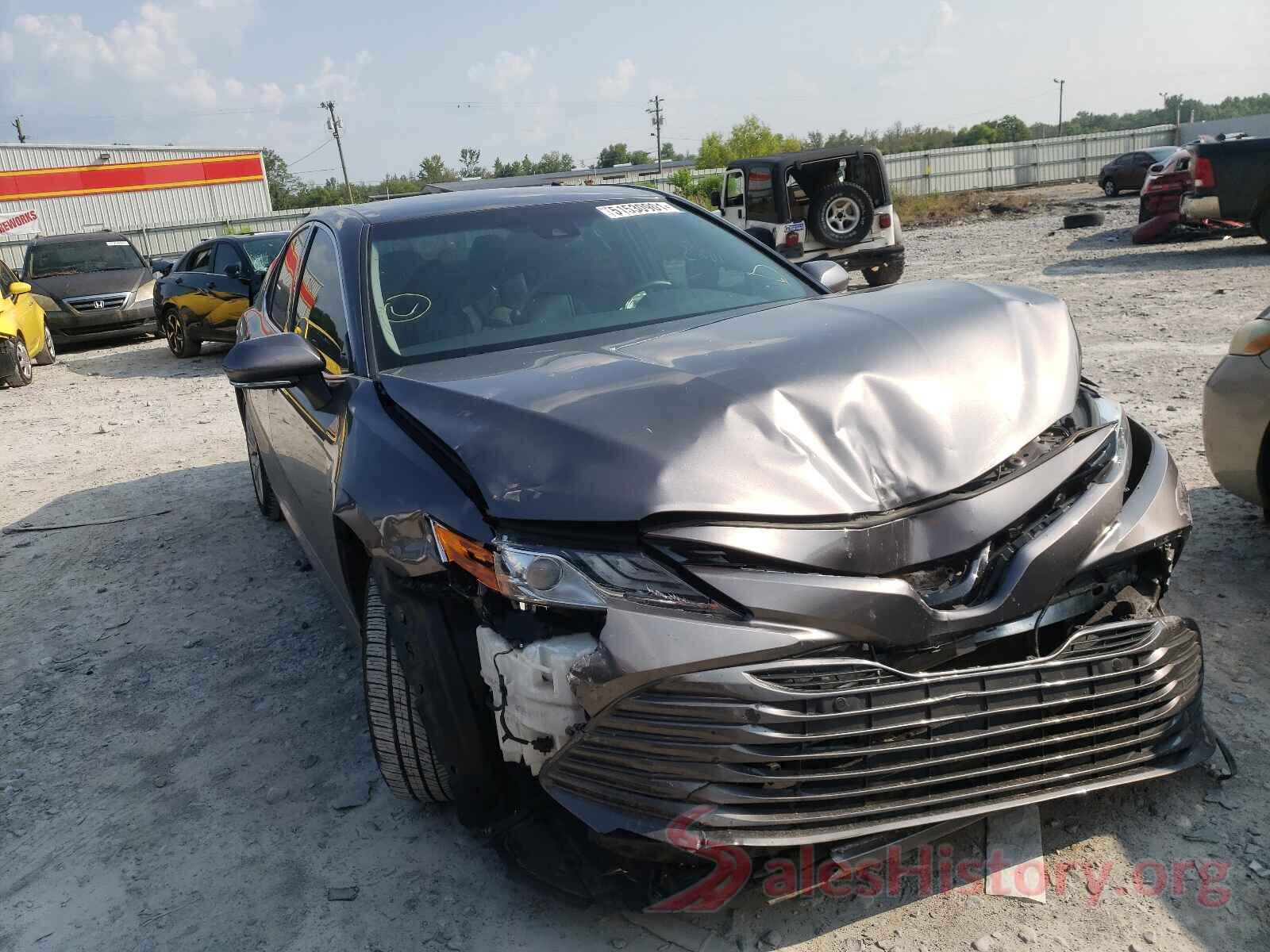 4T1B11HK8JU046134 2018 TOYOTA CAMRY