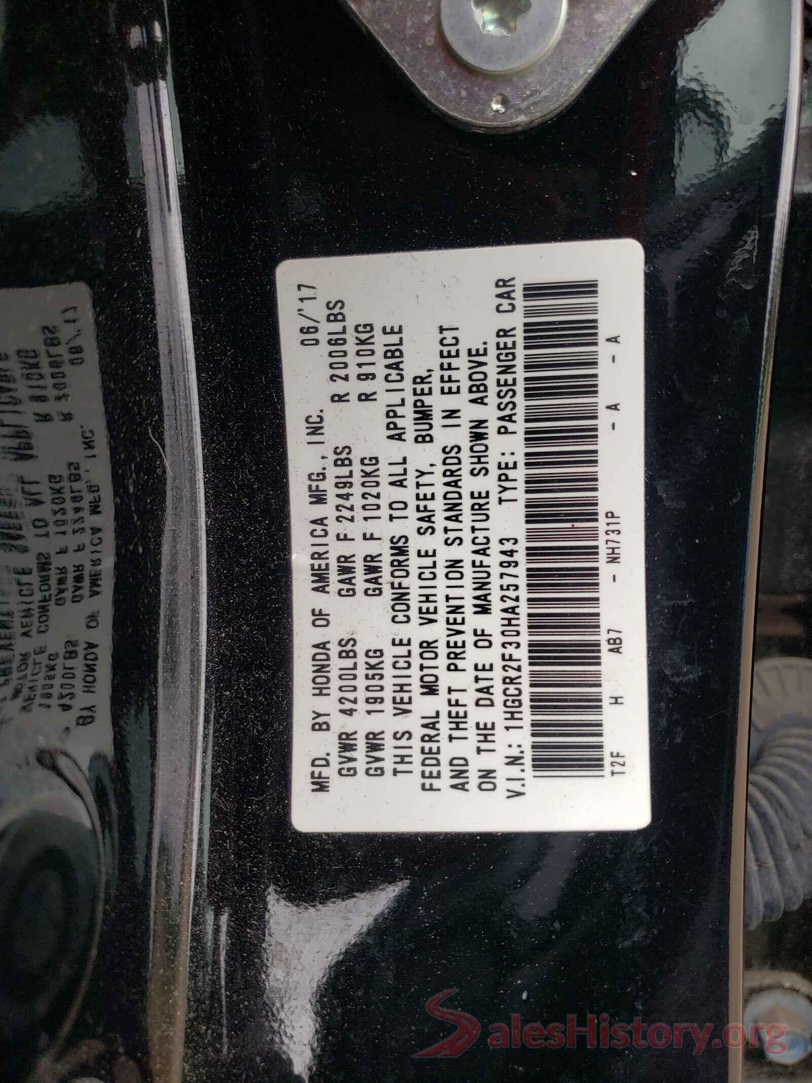 1HGCR2F30HA257943 2017 HONDA ACCORD