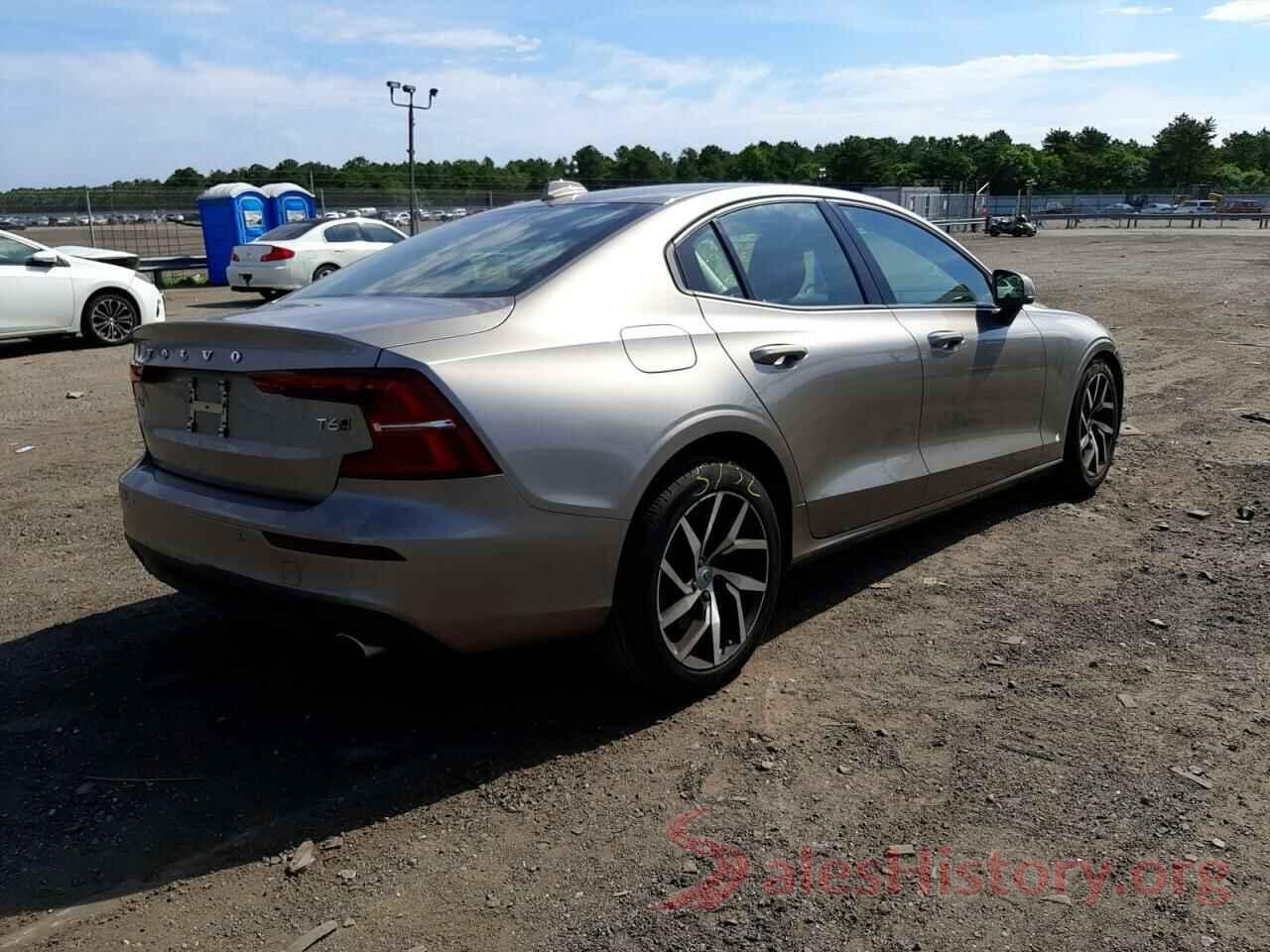 7JRA22TK7KG013220 2019 VOLVO S60