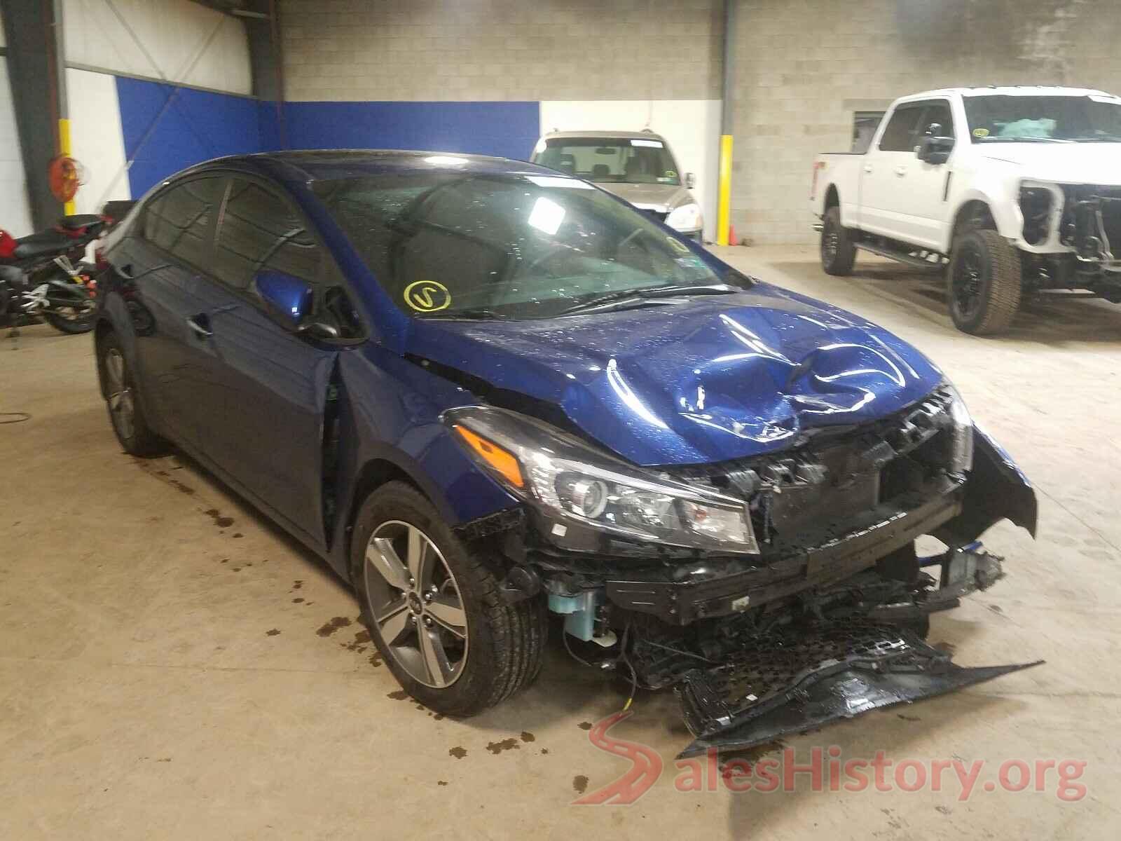 3KPFL4A73JE216065 2018 KIA FORTE