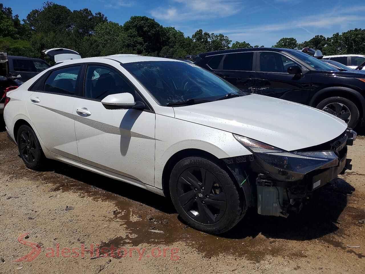 2021 HYUNDAI ELANTRA VIN 5NPLM4AG8MH052389, rear 3/4 view
