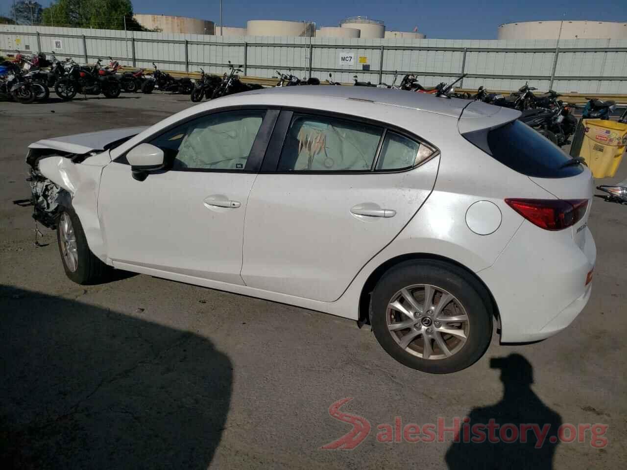 3MZBN1K74HM111084 2017 MAZDA 3