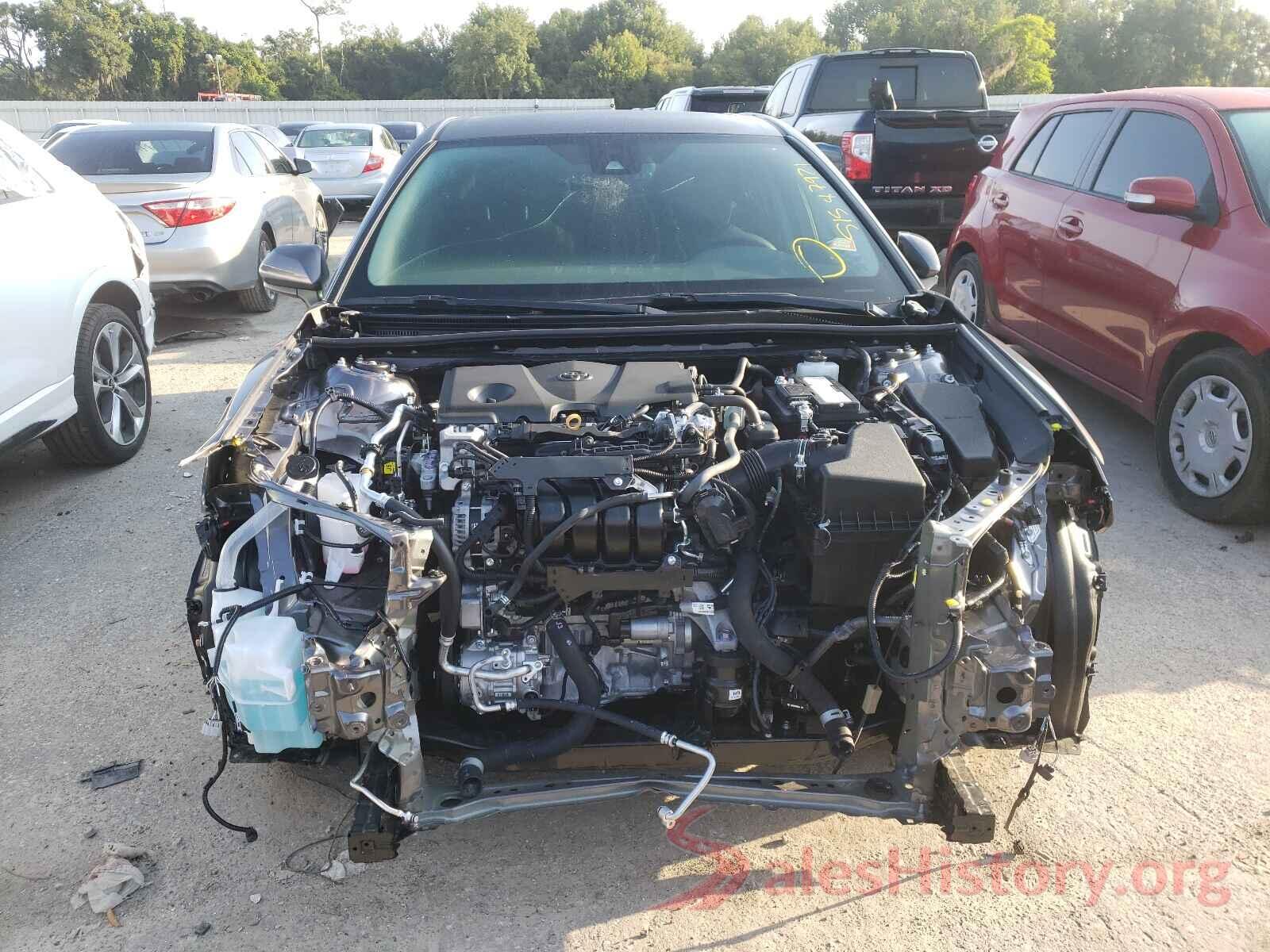 4T1C11AK3MU470582 2021 TOYOTA CAMRY