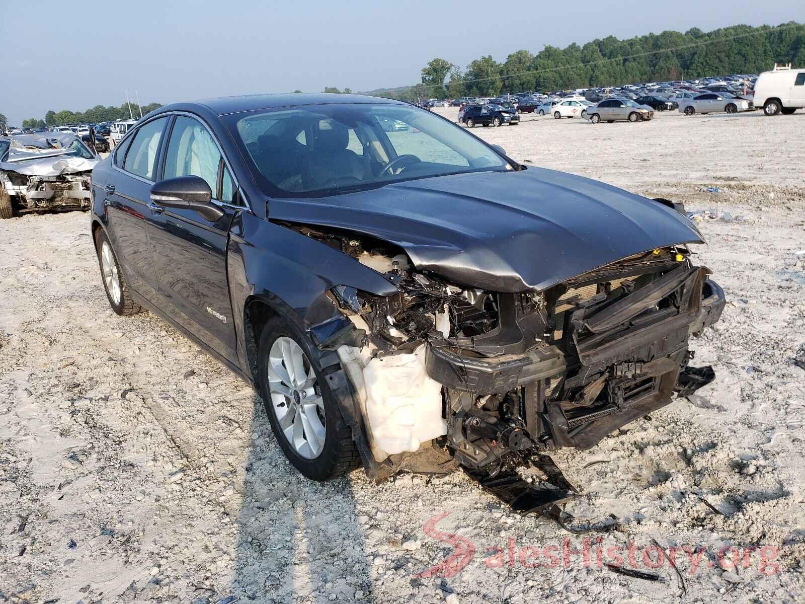 3FA6P0MUXKR138866 2019 FORD FUSION