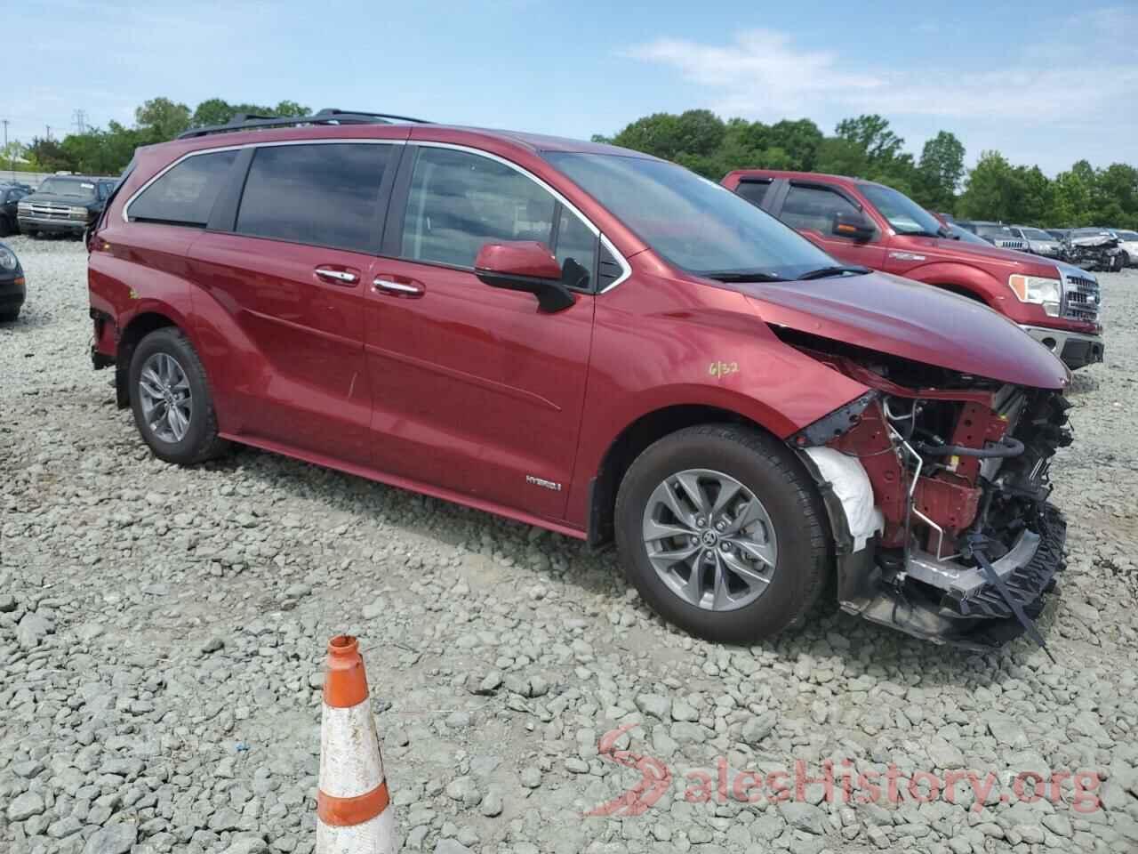 5TDYRKEC3MS060476 2021 TOYOTA SIENNA