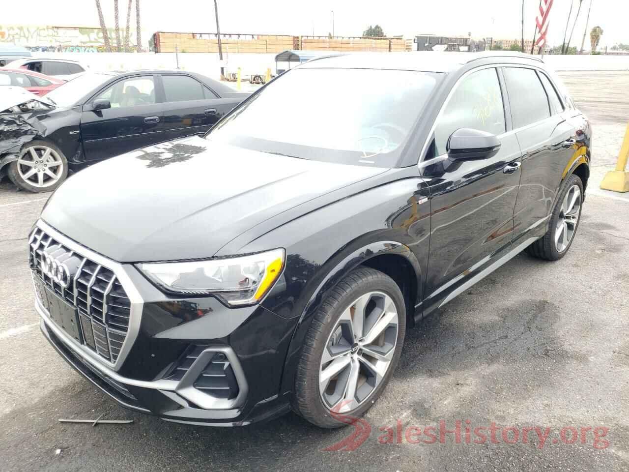 WA1DECF37M1033237 2021 AUDI Q3