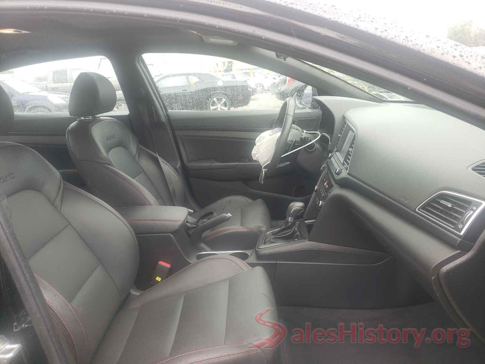 KMHD04LBXJU681652 2018 HYUNDAI ELANTRA