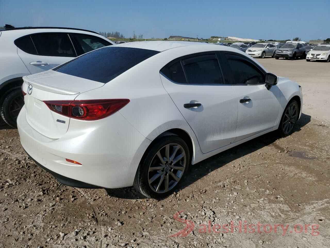 3MZBN1V35JM216828 2018 MAZDA 3