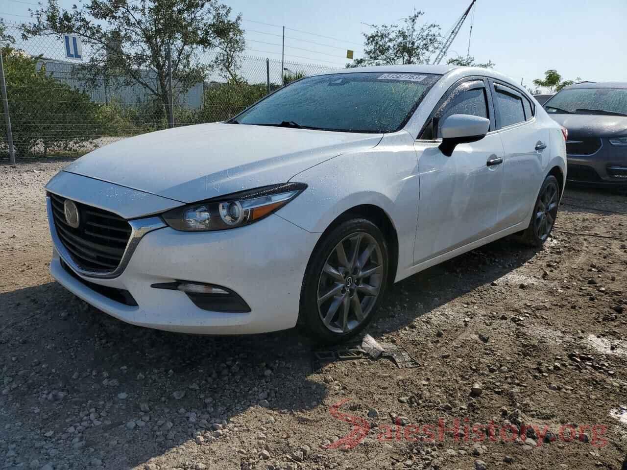 3MZBN1V35JM216828 2018 MAZDA 3