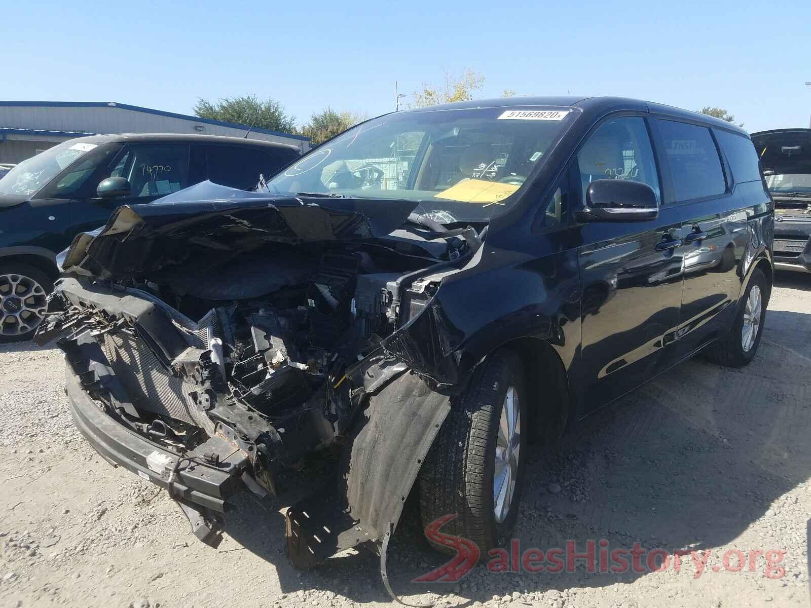 KNDMB5C18J6374755 2018 KIA SEDONA