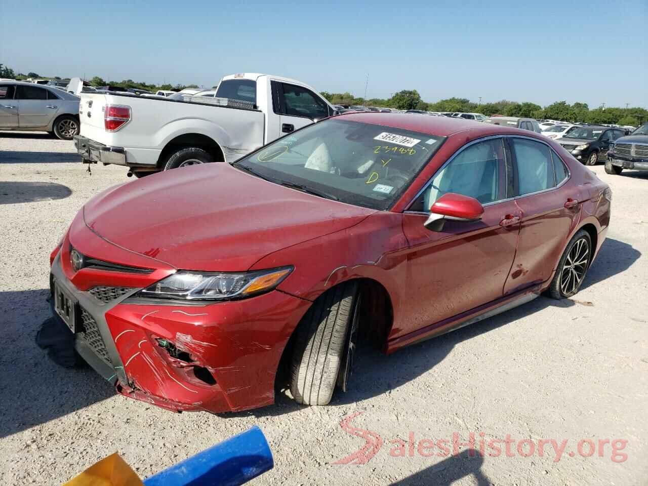 4T1G11AK4LU386352 2020 TOYOTA CAMRY