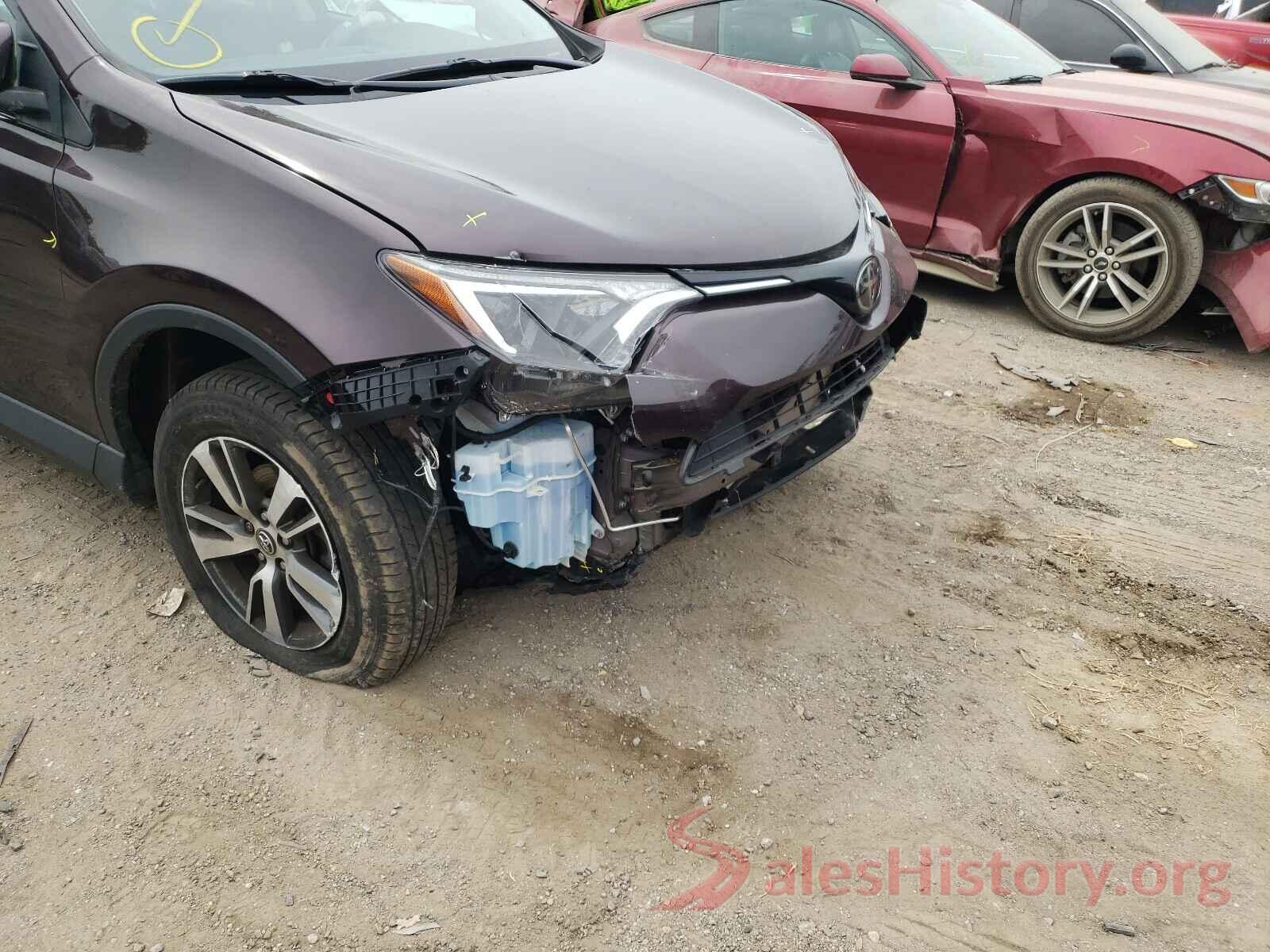 2T3RFREV5JW851562 2018 TOYOTA RAV4