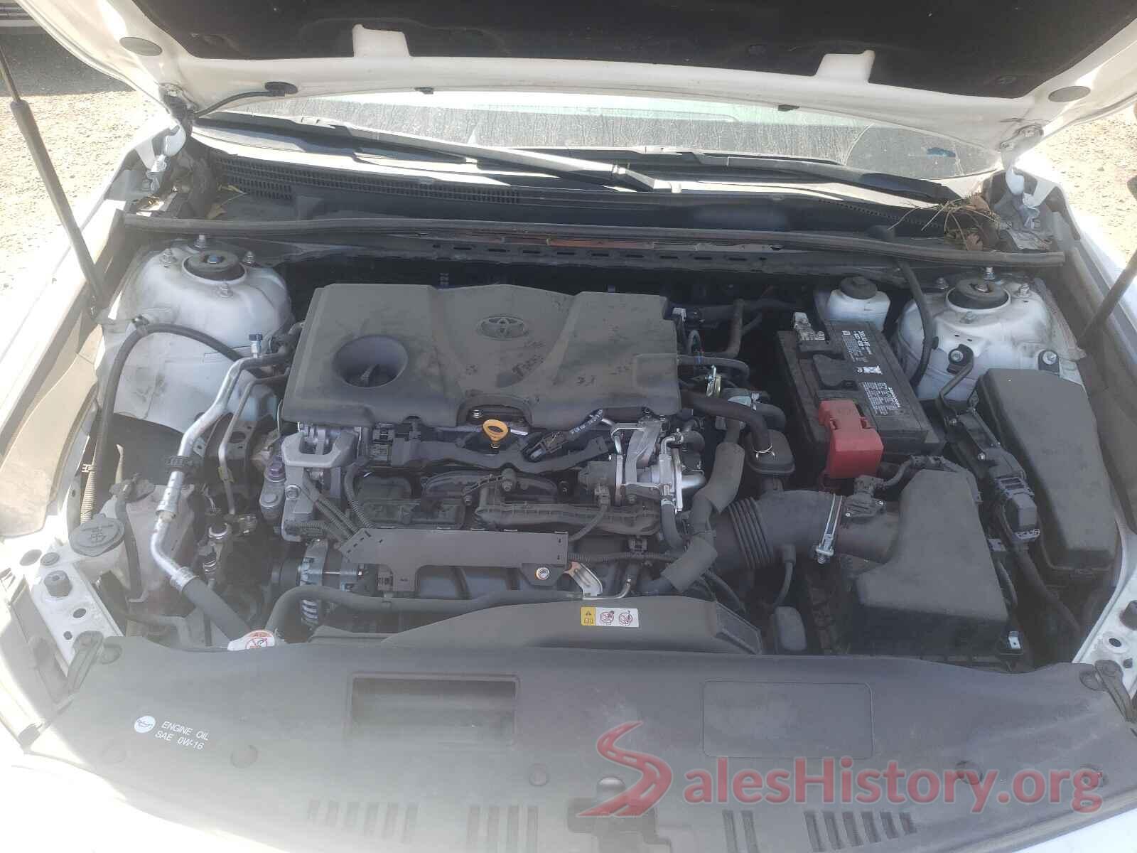 4T1B11HK2JU676196 2018 TOYOTA CAMRY