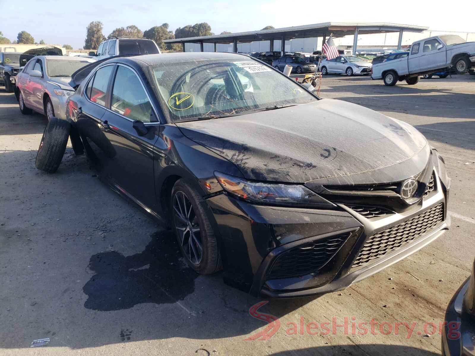 4T1G11AK9MU537185 2021 TOYOTA CAMRY