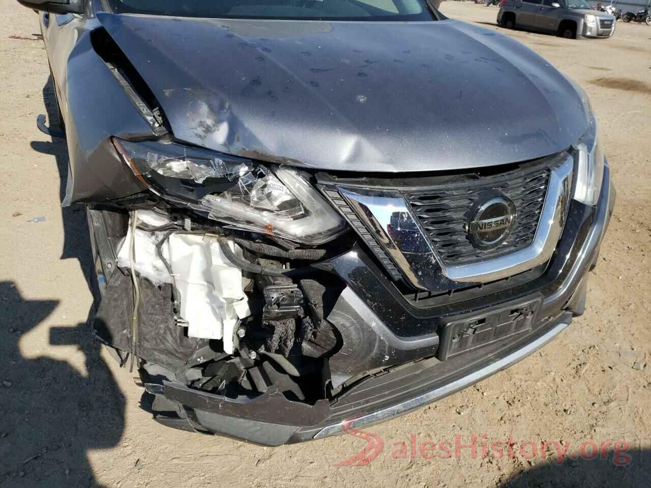 KNMAT2MT4JP547969 2018 NISSAN ROGUE