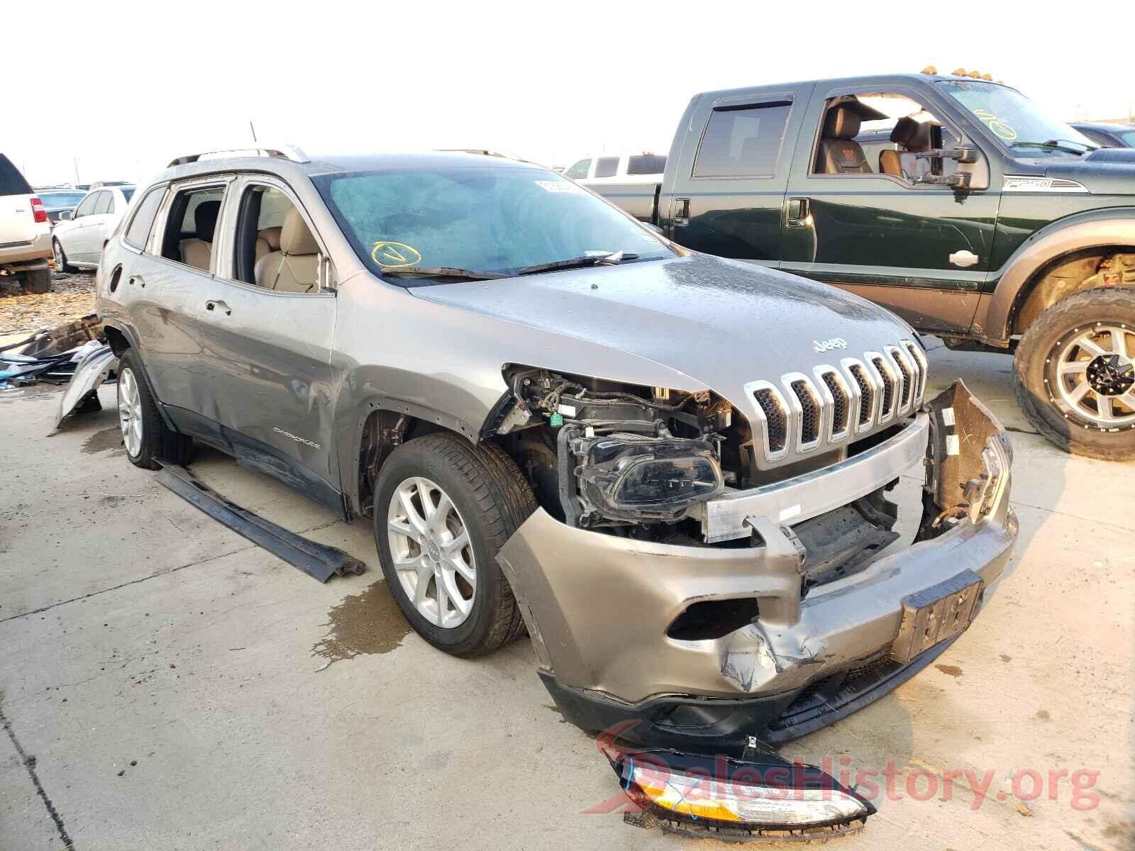 1C4PJLCB6HW666945 2017 JEEP CHEROKEE